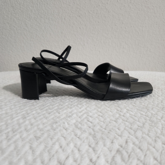 Jeffrey Campbell Women’s Adapt Slingback Block Heel Sandals size 10 - Picture 1 of 8